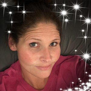 Meet your Posher, Carrie